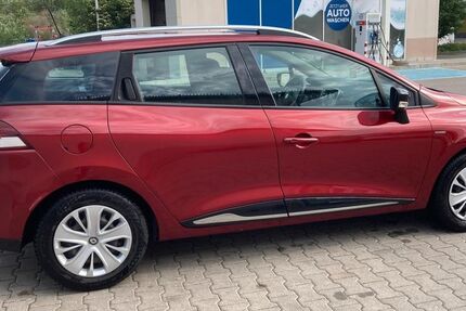 Renault Clio 160.000 km 5.100 &euro; Poing 85586