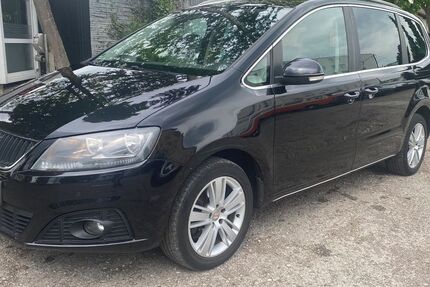 Seat Alhambra 241.300 km 8.300 € München 81243