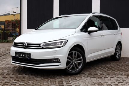 VW Touran 186.200 km 18.900 &euro; Unterschleißheim 85716