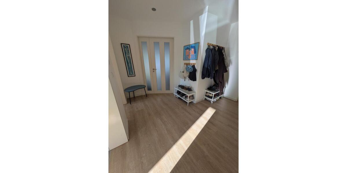 Erdgeschoßwohnung Unterhaching - 4 Zimmer, 130 m&sup2;, 2.600&euro; | Angebot:26272781