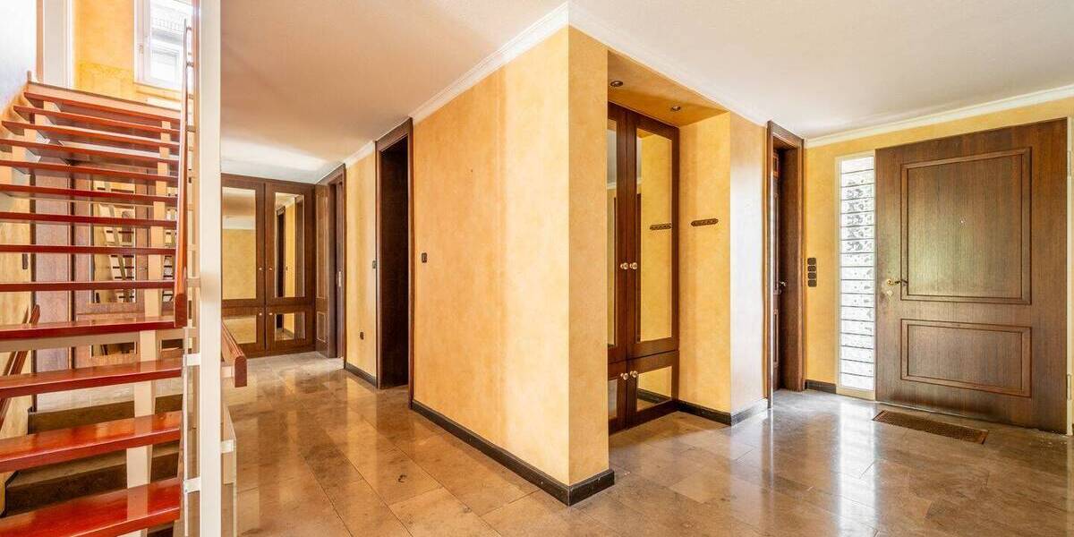 Doppelhaushälfte München Neuhausen-Nymphenburg - 5 Zimmer, 206 m&sup2;, 2.395.000&euro; | Angebot:26750977