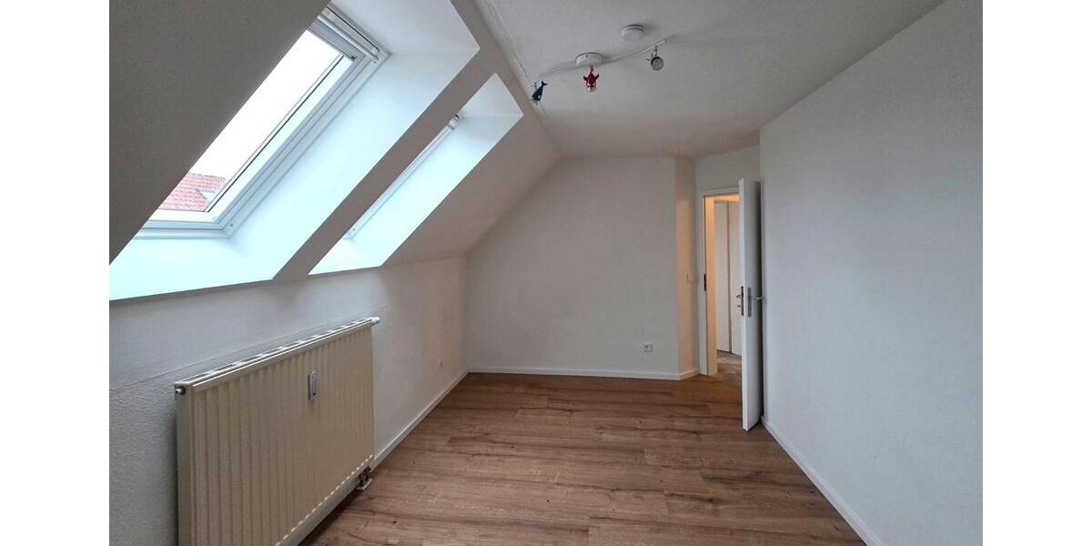 Etagenwohnung Ismaning - 4 Zimmer, 96 m&sup2;, 1.590&euro; | Angebot:26152257