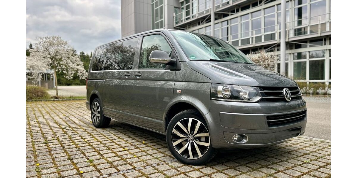 VW T5 Multivan 199.999 km 18.200 &euro; Polling 82398
