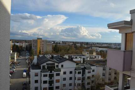 Wohnung zum Mieten in Germering 1.080 € 69.3 m² 3 zimmer