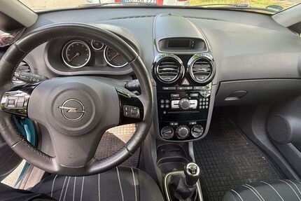 Opel Corsa 184.000 km 4.000 &euro; München 81737