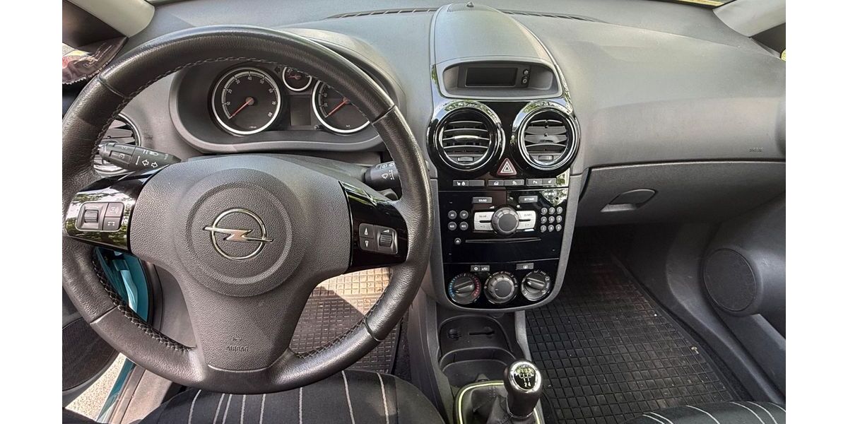 Opel Corsa 184.000 km 4.000 &euro; München 81737