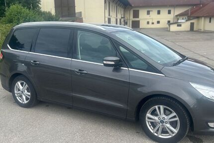 Ford Galaxy 98.000 km 16.000 € Haar 85540