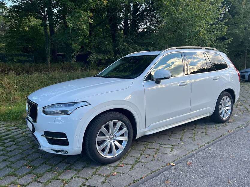 Volvo XC90 88.780 km 35.990 € München 81476