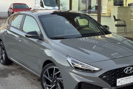 Hyundai i30 70.000 km 23.499 € Holzkirchen nähe München 83607