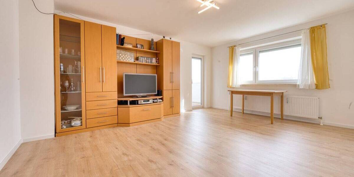 Etagenwohnung München Bogenhausen - 3 Zimmer, 75 m&sup2;, 559.000&euro; | Angebot:25938744