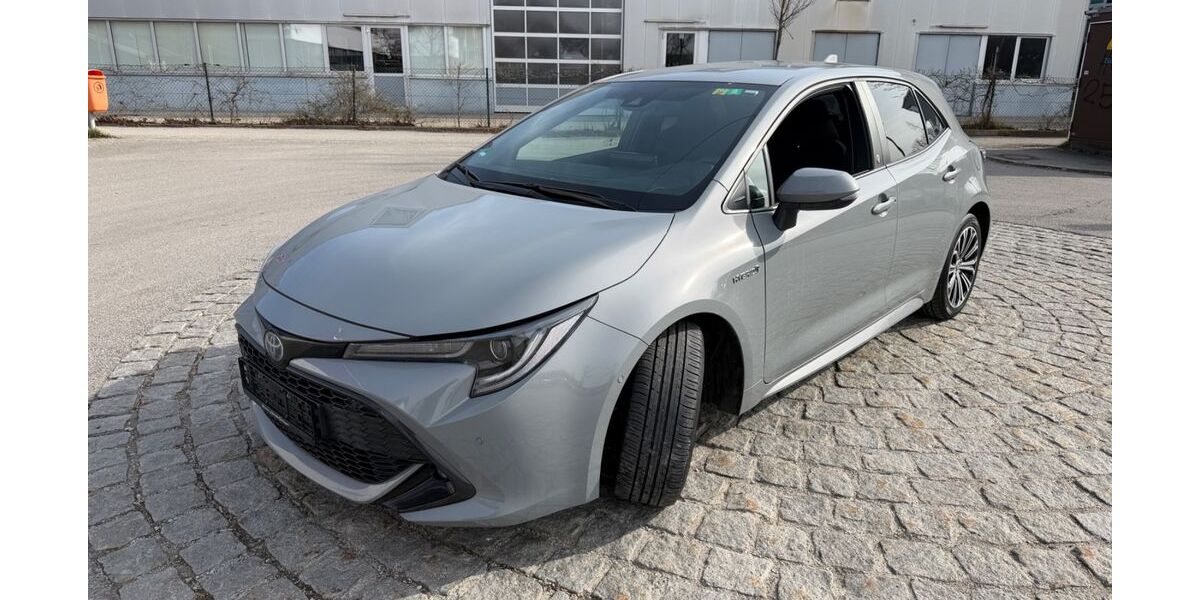 Toyota Corolla 45.100 km 19.399 &euro; Kirchheim 85551