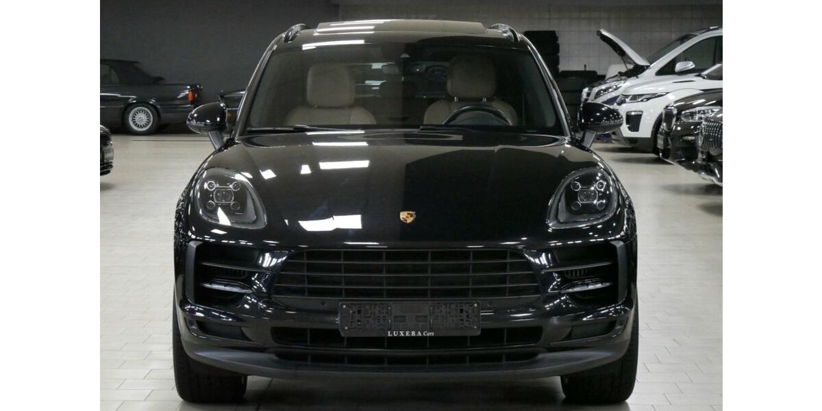 Porsche Macan 99.800 km 39.900 &euro; München 81673