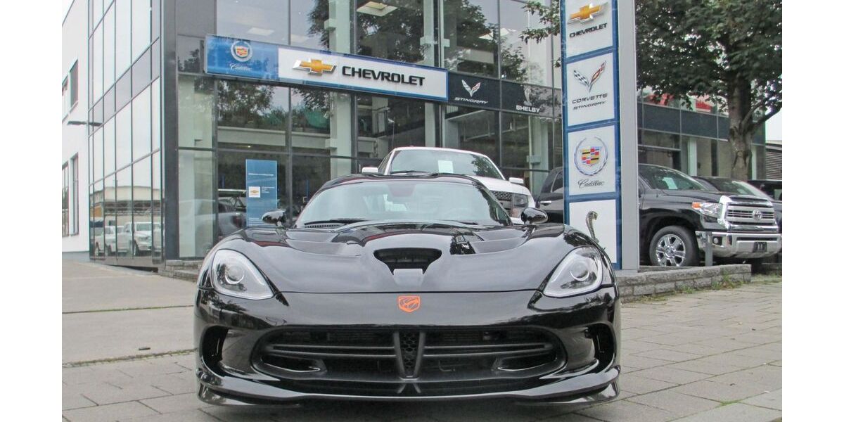 Dodge Viper 35.000 km 169.900 &euro; München 81677