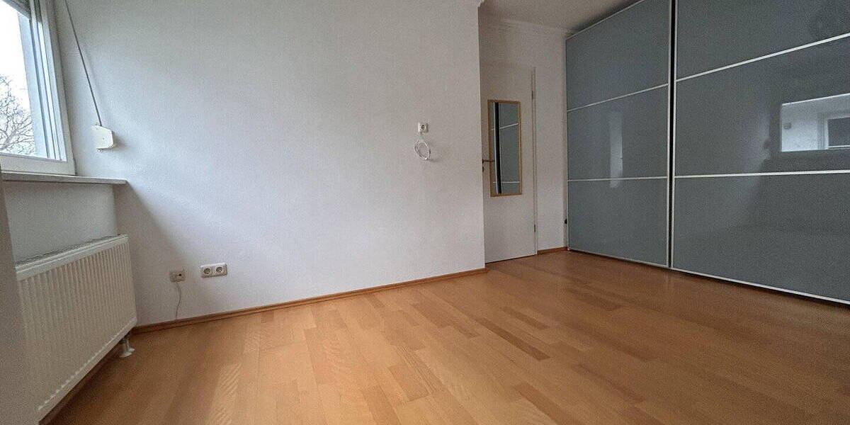Reihenendhaus München Pasing-Obermenzing - 3 Zimmer, 87 m&sup2;, 799.000&euro; | Angebot:26200178