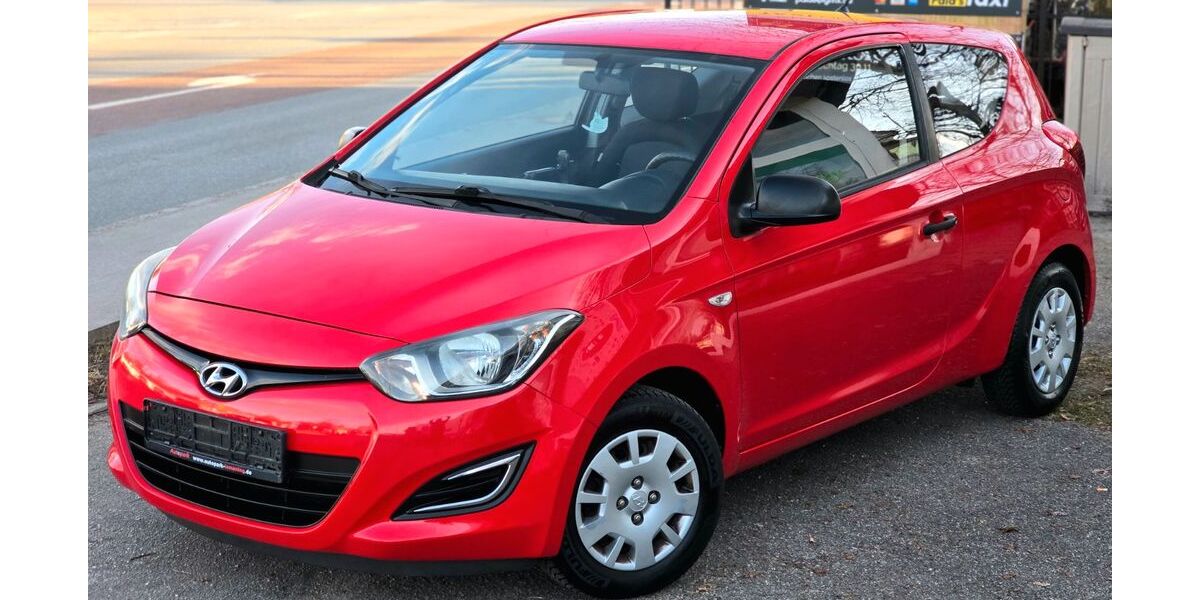Hyundai i20 124.500 km 3.250 &euro; Munchen 81539