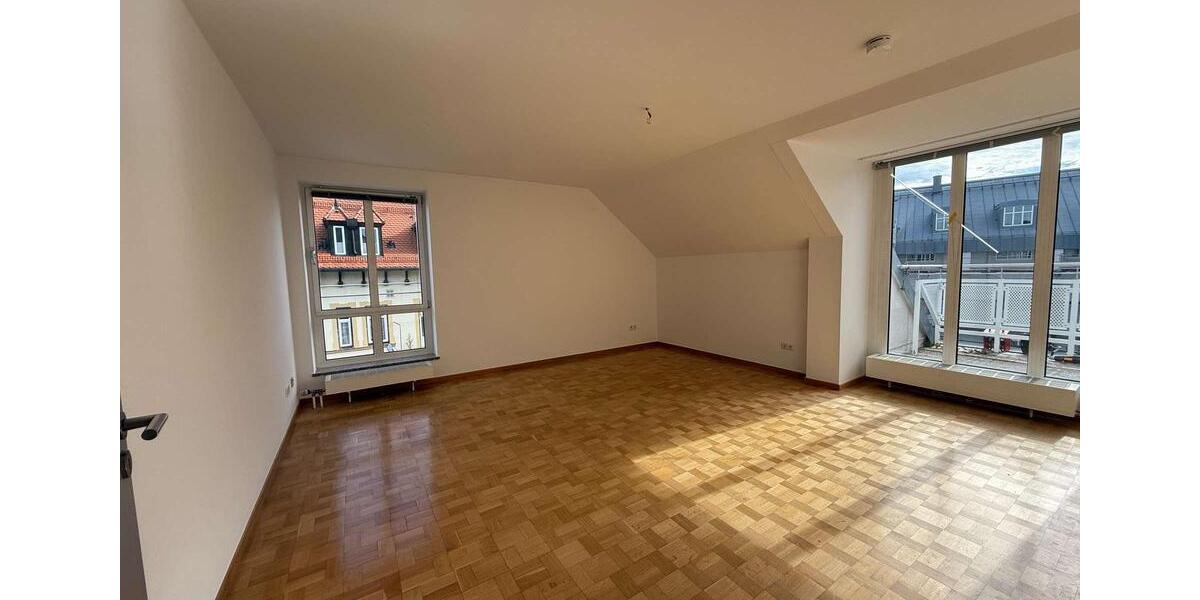 Dachgeschoßwohnung Starnberg - 2 Zimmer, 73 m&sup2;, 1.600&euro; | Angebot:23702369