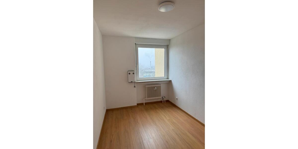 Etagenwohnung Karlsfeld - 3 Zimmer, 73 m&sup2;, 1.250&euro; | Angebot:25460263