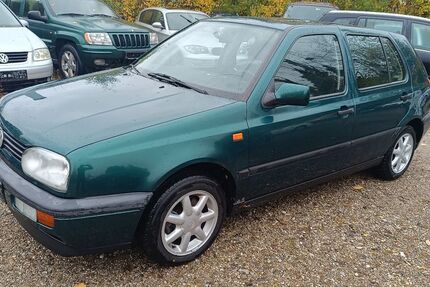 VW Golf 178.000 km 1.555 &euro; Emmering 82275