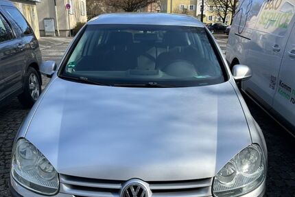 VW Golf 158.800 km 3.900 &euro; München 80634