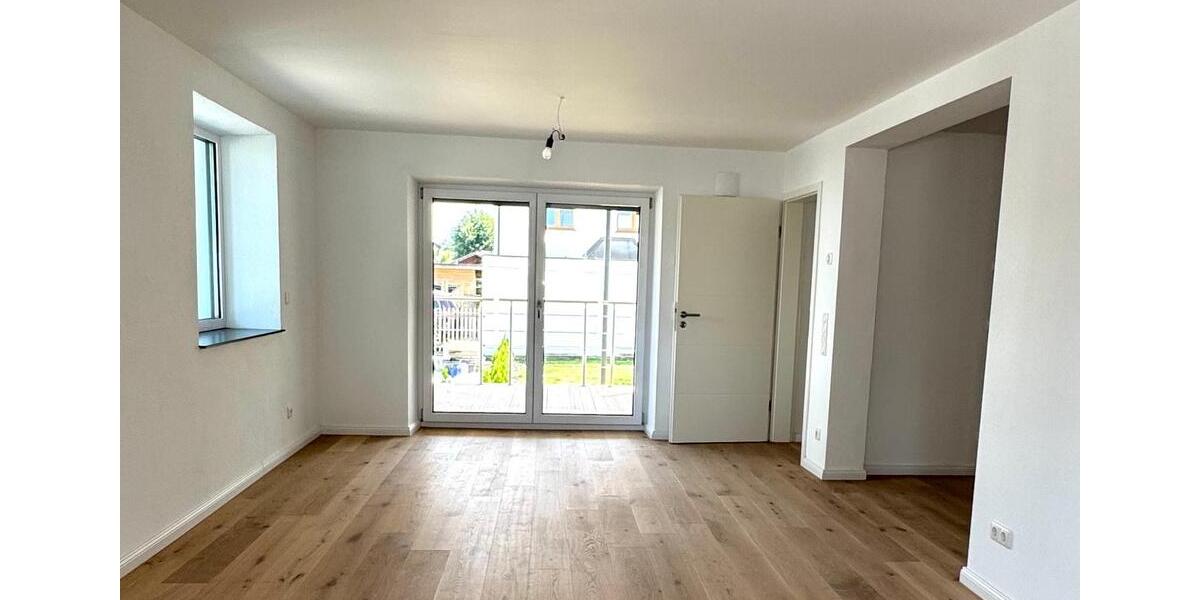Terrassenwohnung Gilching - 2 Zimmer, 69 m&sup2;, 1.580&euro; | Angebot:25590811