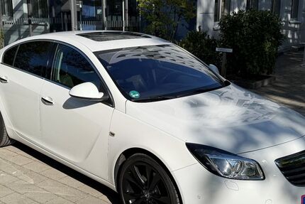 Opel Insignia 87.000 km 7.900 &euro; München 80797