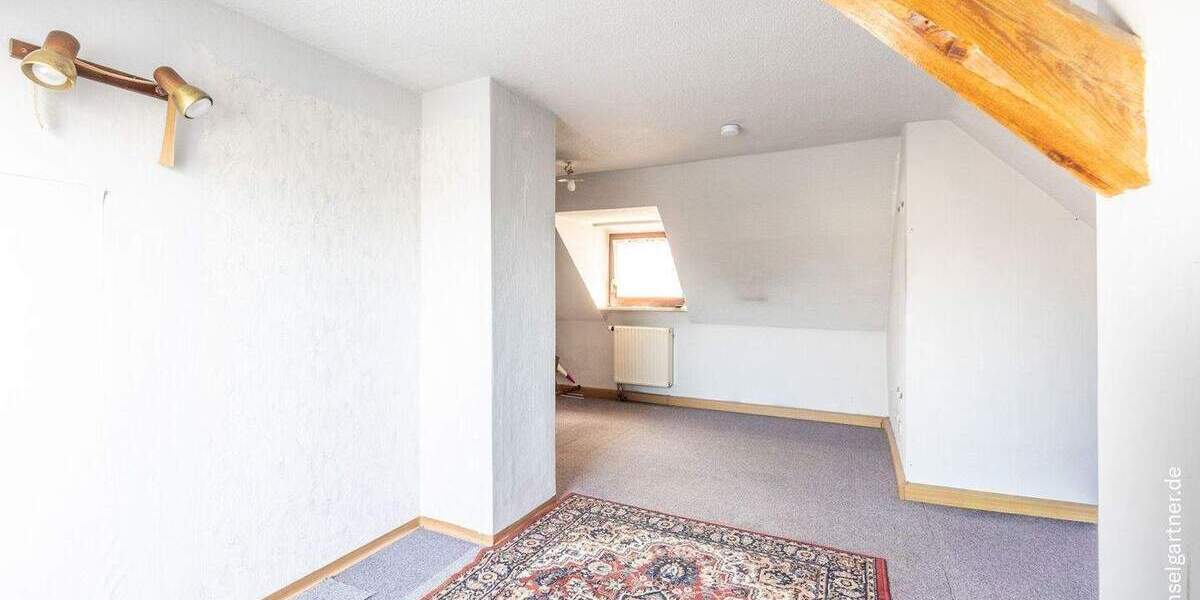 Doppelhaushälfte München Allach-Untermenzing - 6 Zimmer, 122 m&sup2;, 950.000&euro; | Angebot:25877212