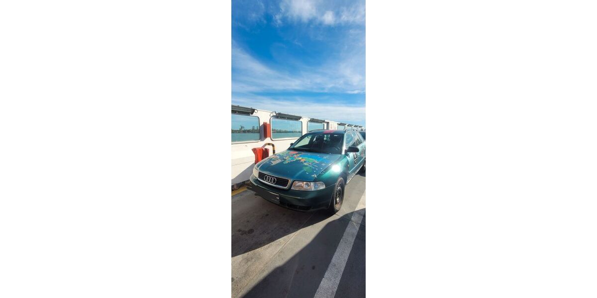 Audi A4 325.000 km 550 &euro; München 81375