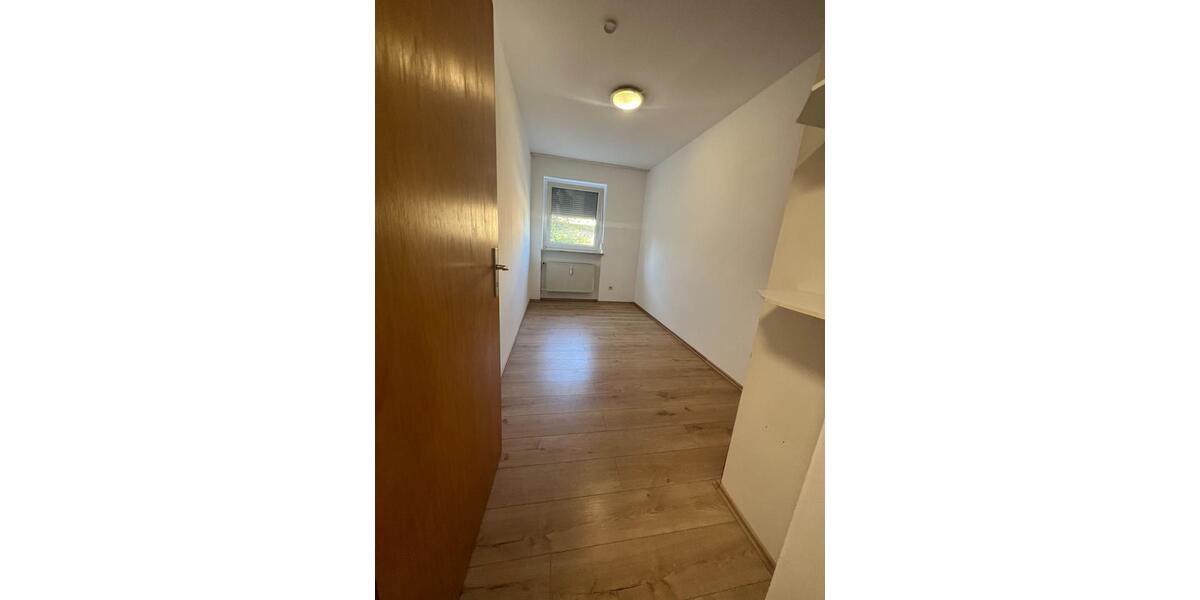 Etagenwohnung Fürstenfeldbruck - 3 Zimmer, 66 m&sup2;, 369.000&euro; | Angebot:25923745