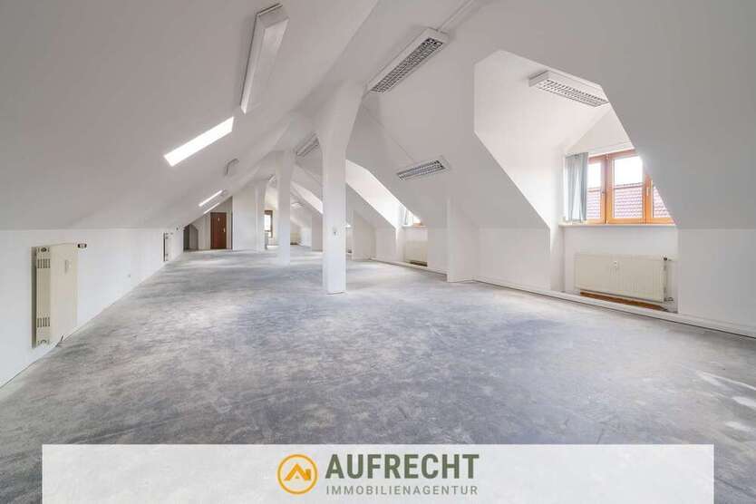 Büro in Karlsfeld 899.800 € 271 m²
