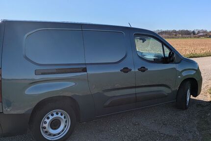 Peugeot Partner 12.000 km 24.600 &euro; München 81739
