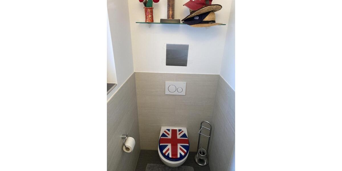 Erdgeschoßwohnung Gauting - 3 Zimmer, 123 m&sup2;, 1.790&euro; | Angebot:25649106