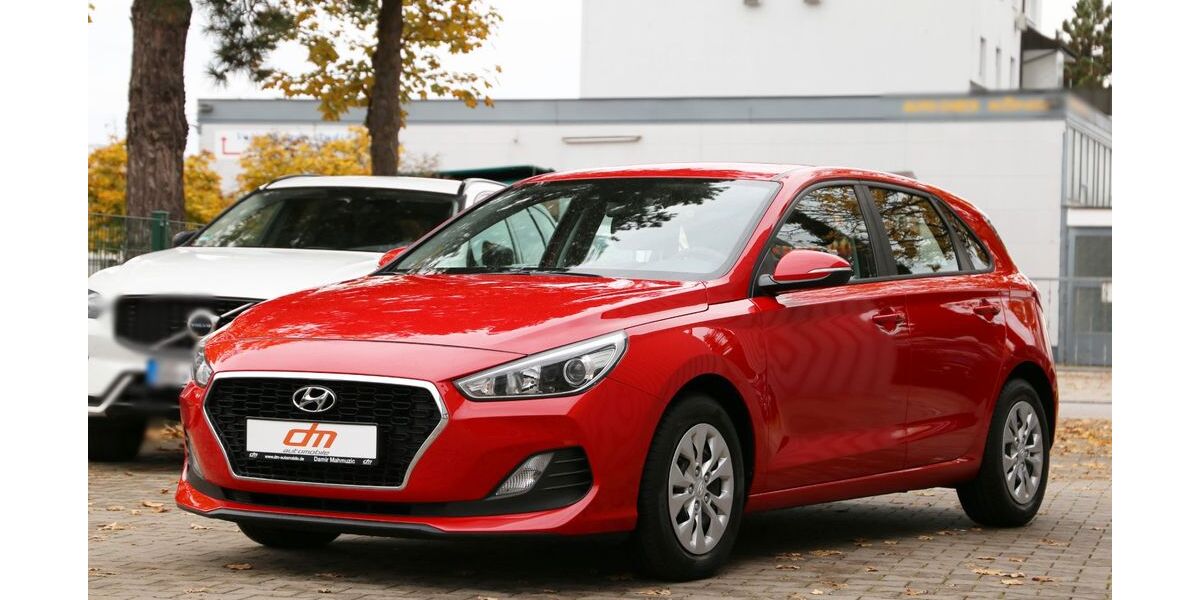 Hyundai i30 69.182 km 12.970 &euro; Kirchheim bei München 85551