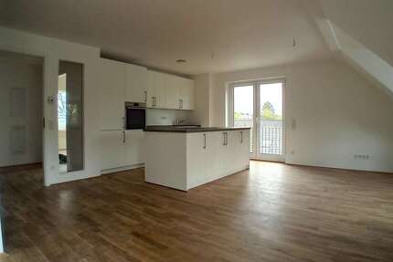 Wohnung München Trudering-Riem - 3 Zimmer, 91 m&sup2;, 2.260&euro; | Angebot:27690968