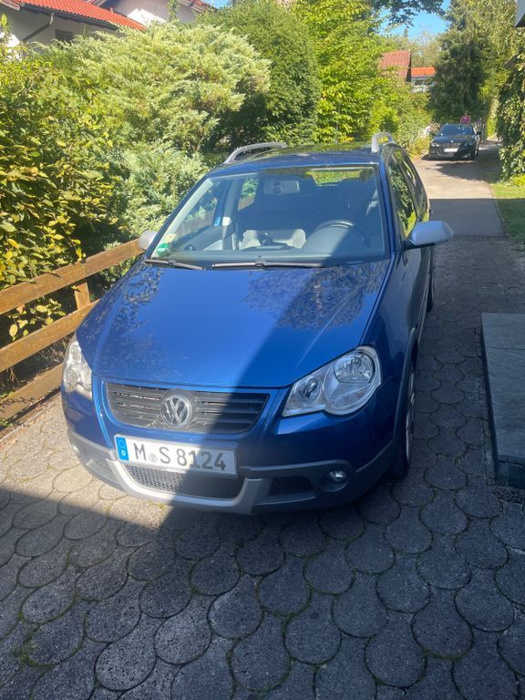 VW Polo 147.600 km 4.300 € Riemerling 85521