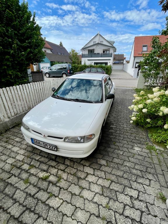 Mitsubishi Lancer 194.720 km 900 € Petershausen 85238