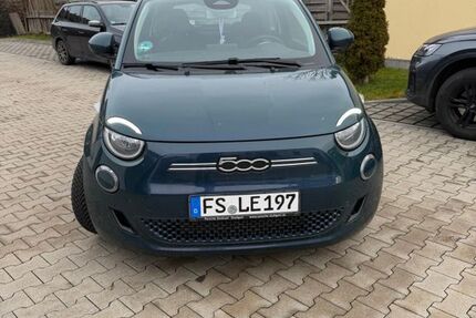 Fiat 500e 20.000 km 14.500 &euro; Hallbergmoos 85399