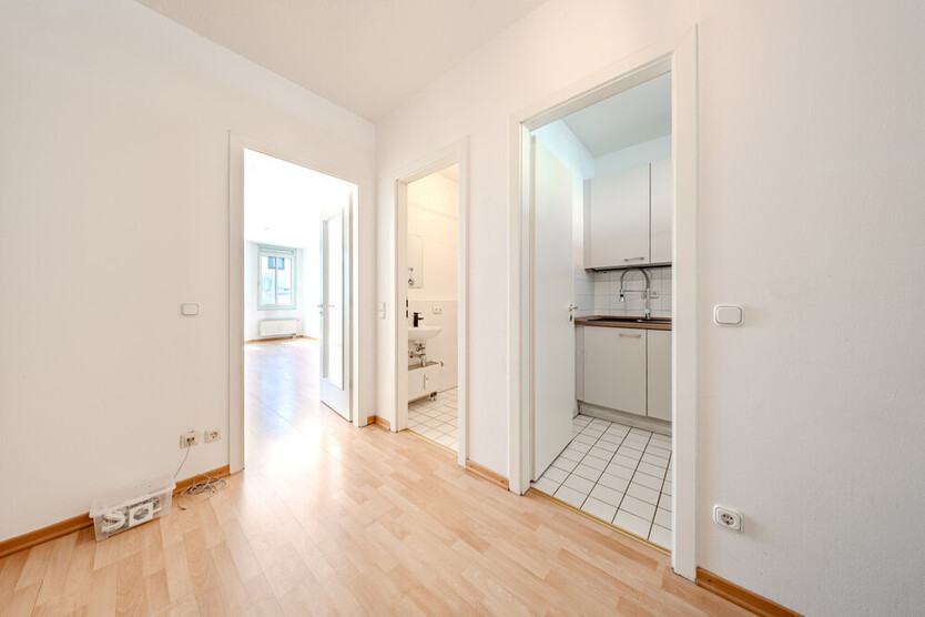 ***Helle 2-Zimmer-Maisonette mit Balkon – ein Wohnjuwel auf ca. 63 m²***