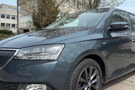 Skoda Fabia 125.000 km 7.990 &euro; Riemerling 85521