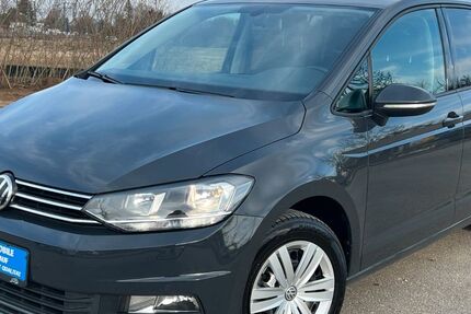 VW Touran 145.000 km 11.990 &euro; München 81243