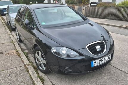 Seat Leon 278.588 km 2.300 € Starnberg 82319