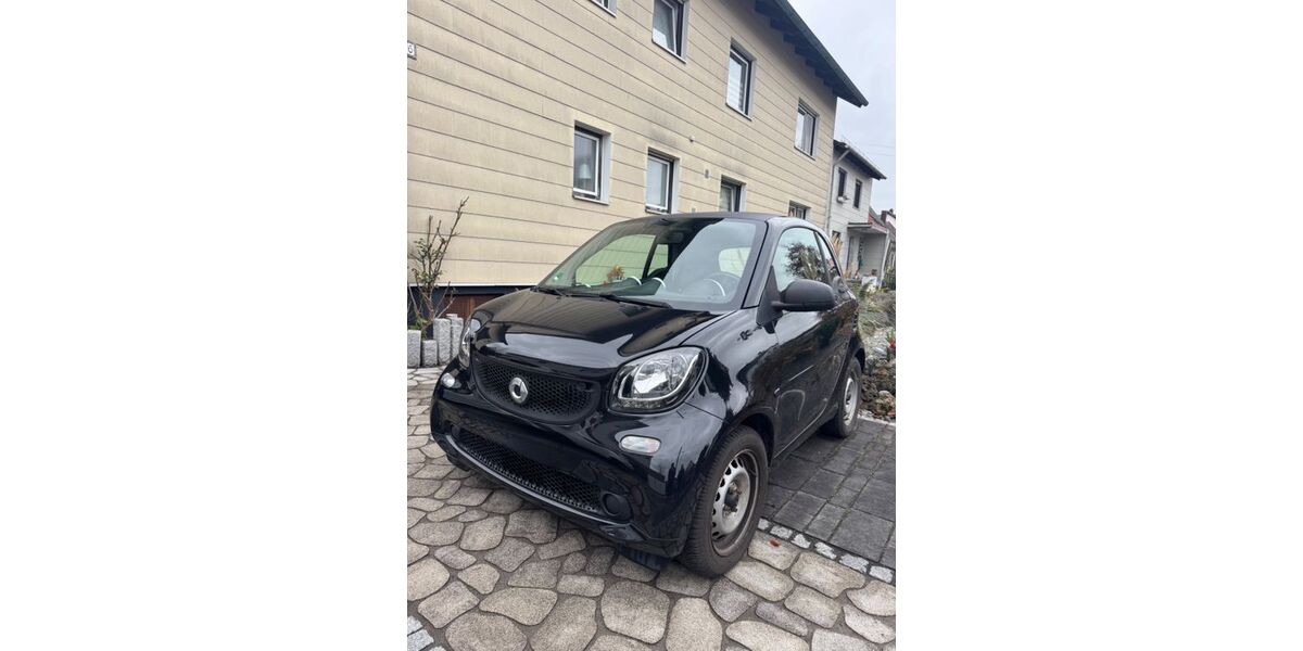 Smart ForTwo 61.000 km 5.750 &euro; München 80992