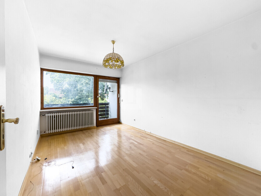 WINDISCH ImmobilieN - Sanierungsbedürftige DHH mit viel Potential in verkehrsberuhigter Straße