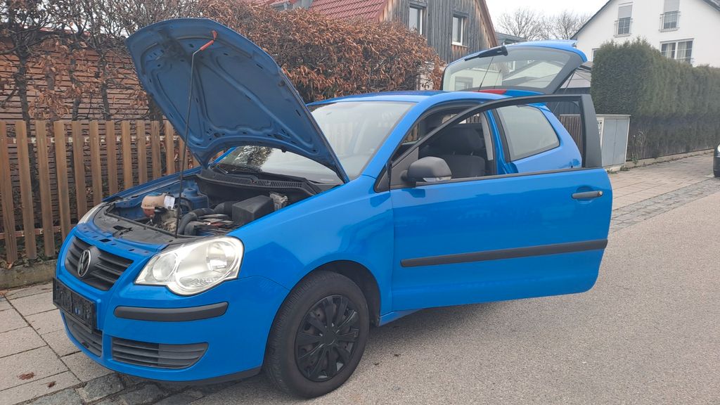 VW Polo 129.000 km 2.222 &euro; München 81737