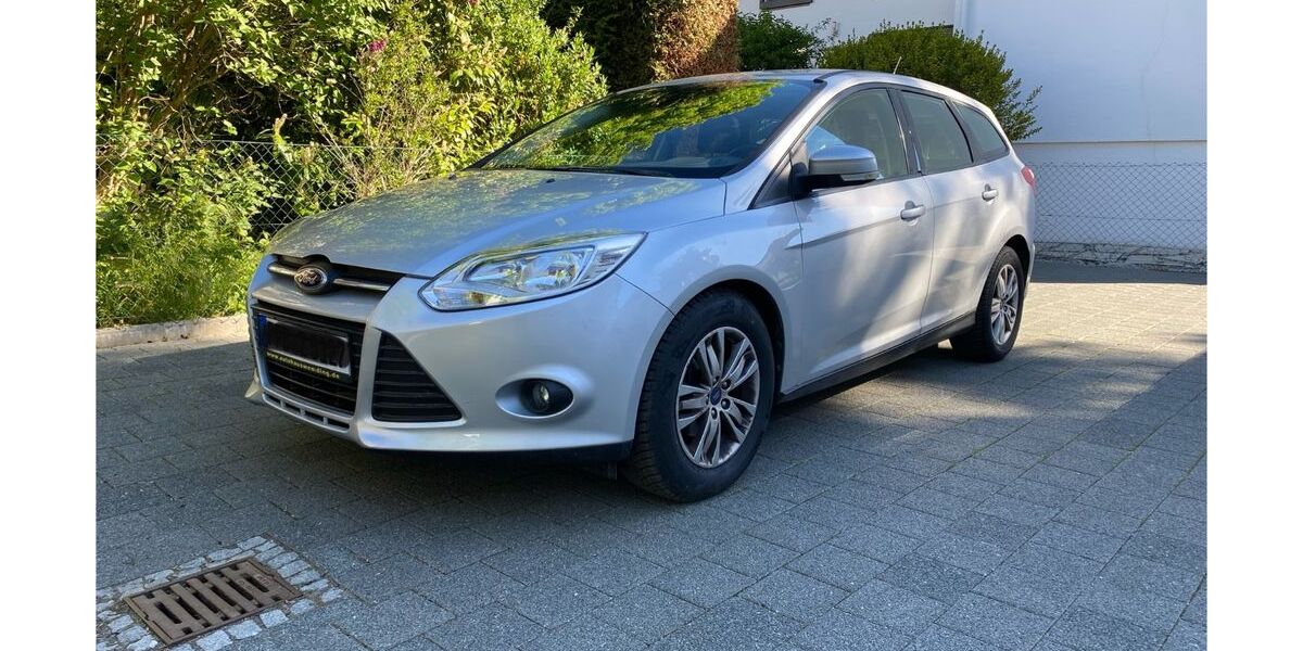 Ford Focus 131.000 km 4.800 &euro; Gröbenzell 82194