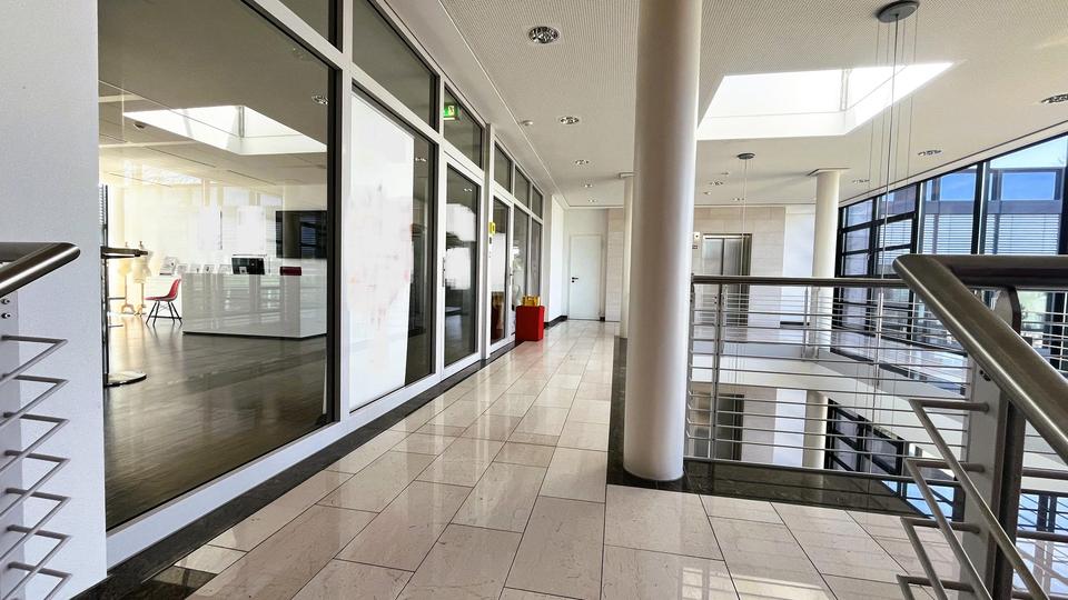 Gewerbeobjekt Ismaning - 8.125&euro; | Angebot:24567610