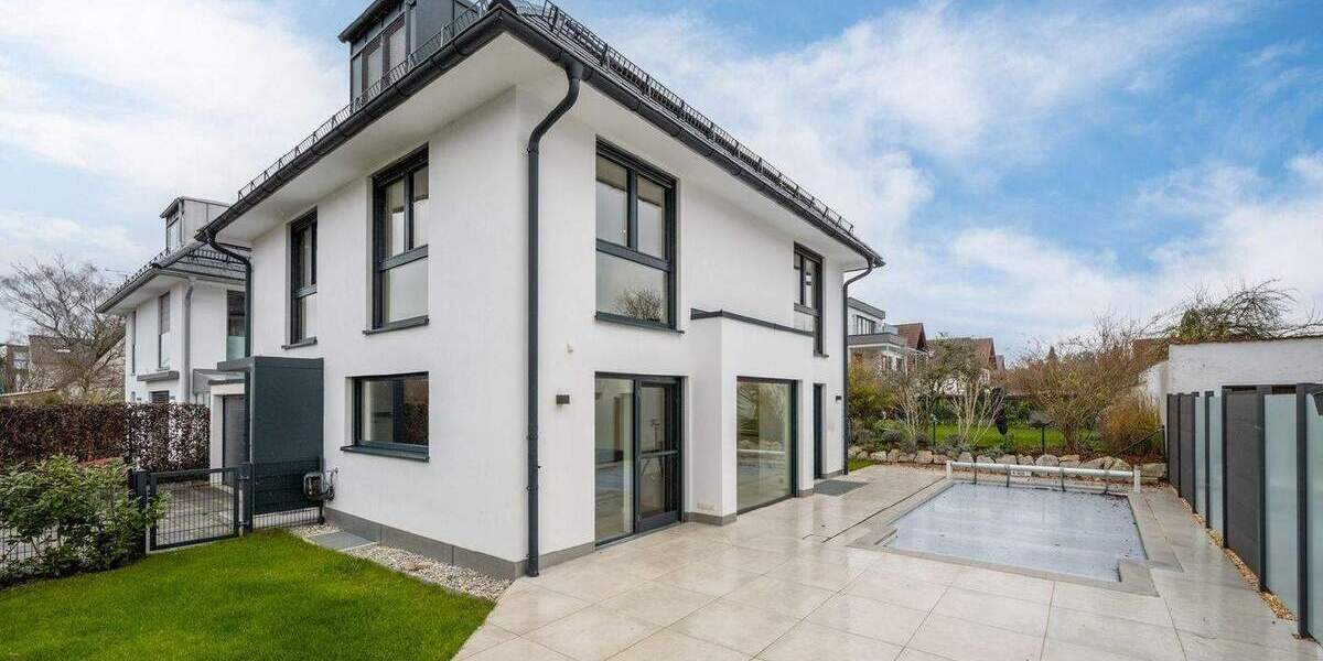 AIGNER - Exklusives Einfamilienhaus mit Pool in familienfreundlicher Lage von Waldperlach 6 zimmer