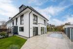 AIGNER - Exklusives Einfamilienhaus mit Pool in familienfreundlicher Lage von Waldperlach 6 zimmer