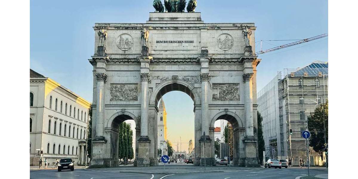 Haus zum Kaufen in München 6.999.000 € 910 m² 20 zimmer