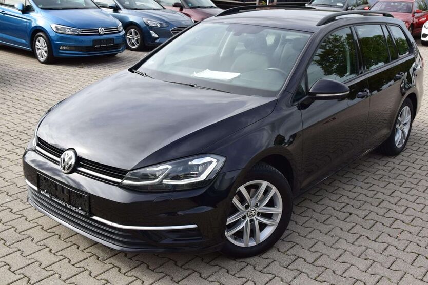 VW Golf 197.544 km 11.900 € Poing 85586