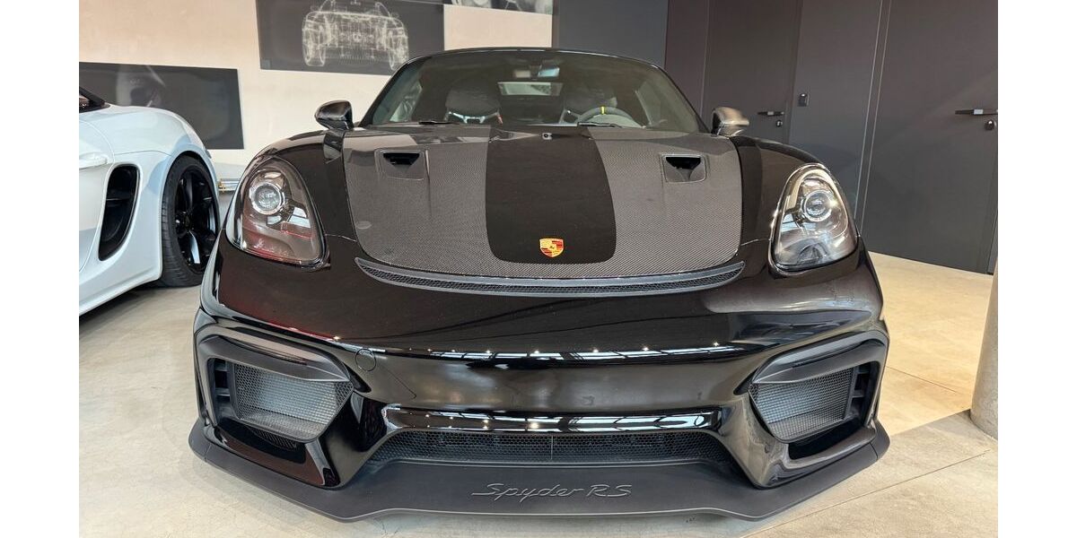 Porsche Boxster 3.000 km 181.900 &euro; Gröbenzell 82194